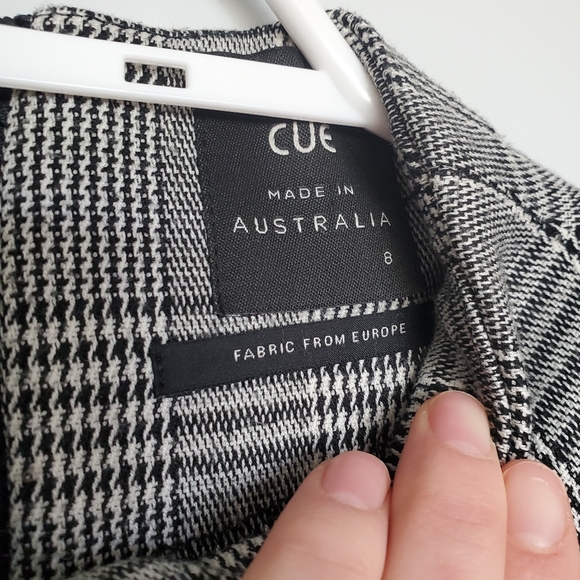 Cue Plaid Fitted Waist Grey & Black Knee-length Dress - Size 8 - Picture 3 of 11